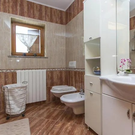 Semesterbostad Ana Istra Novaki Motovunski
